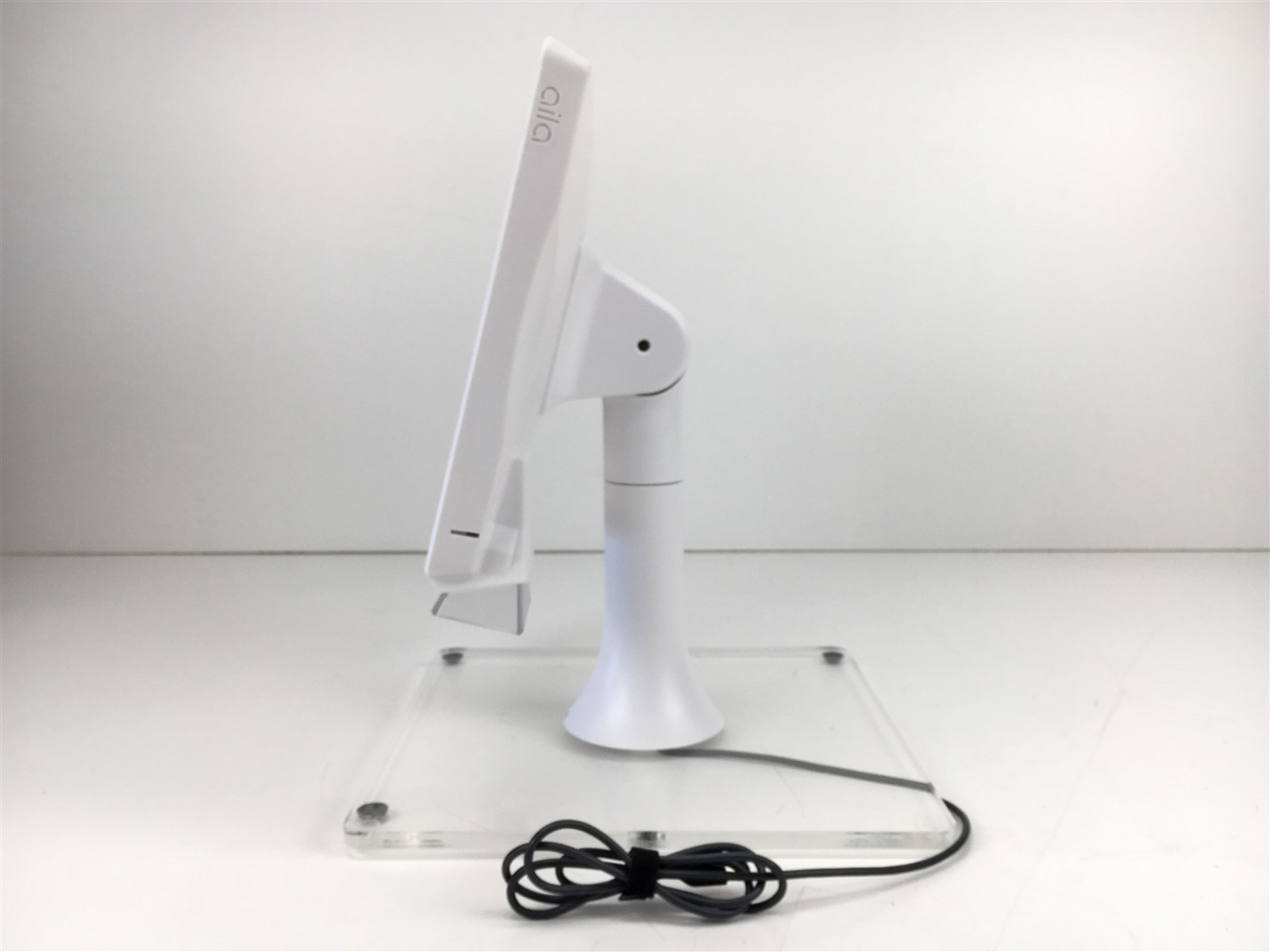 Aila Interactive Kiosk 750-00316