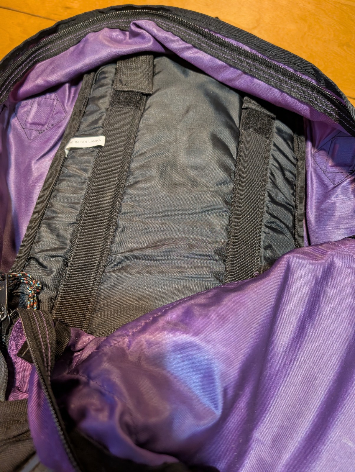 Emerald Bay Hiking Backpack With Removable Metal Braces