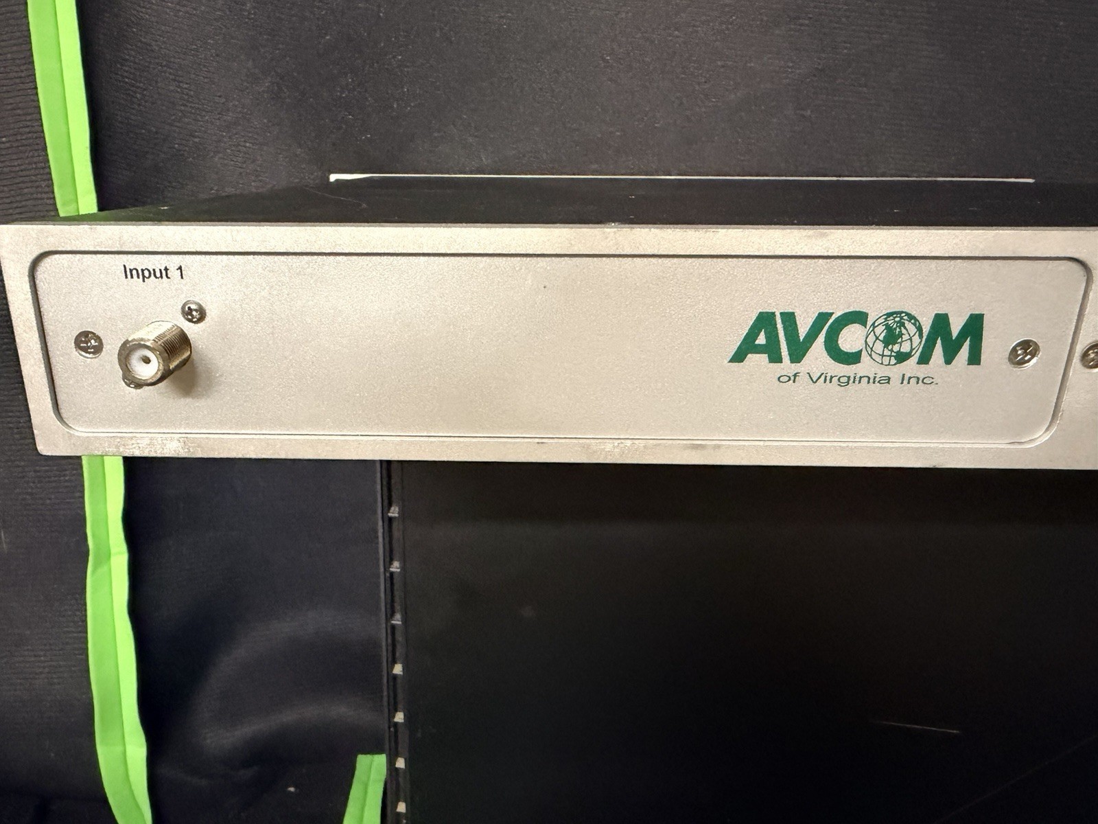 AVCOM RSA-2150B Remote Spectrum Analyzer: 950-2,150MHz FreeShipping