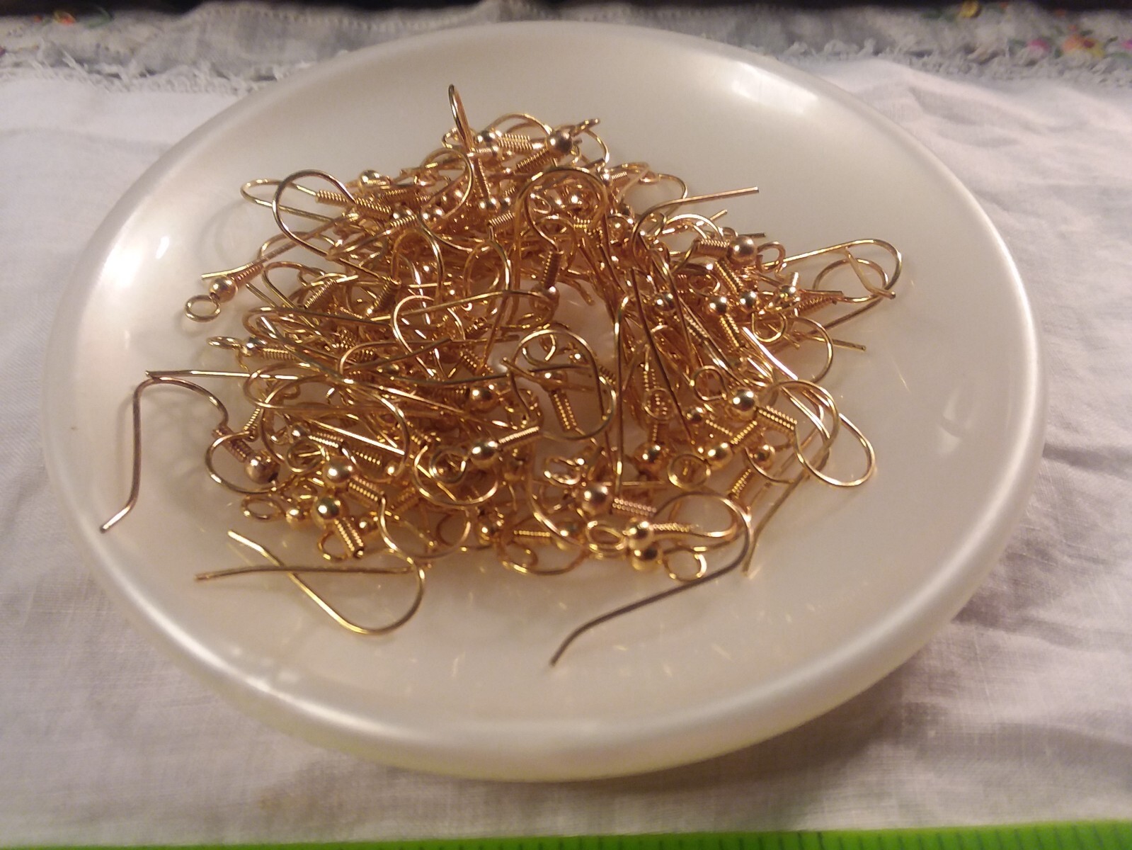 Jewelry 100PCS Gold Tone Fishhook Blanks 11-01-2022 NOS