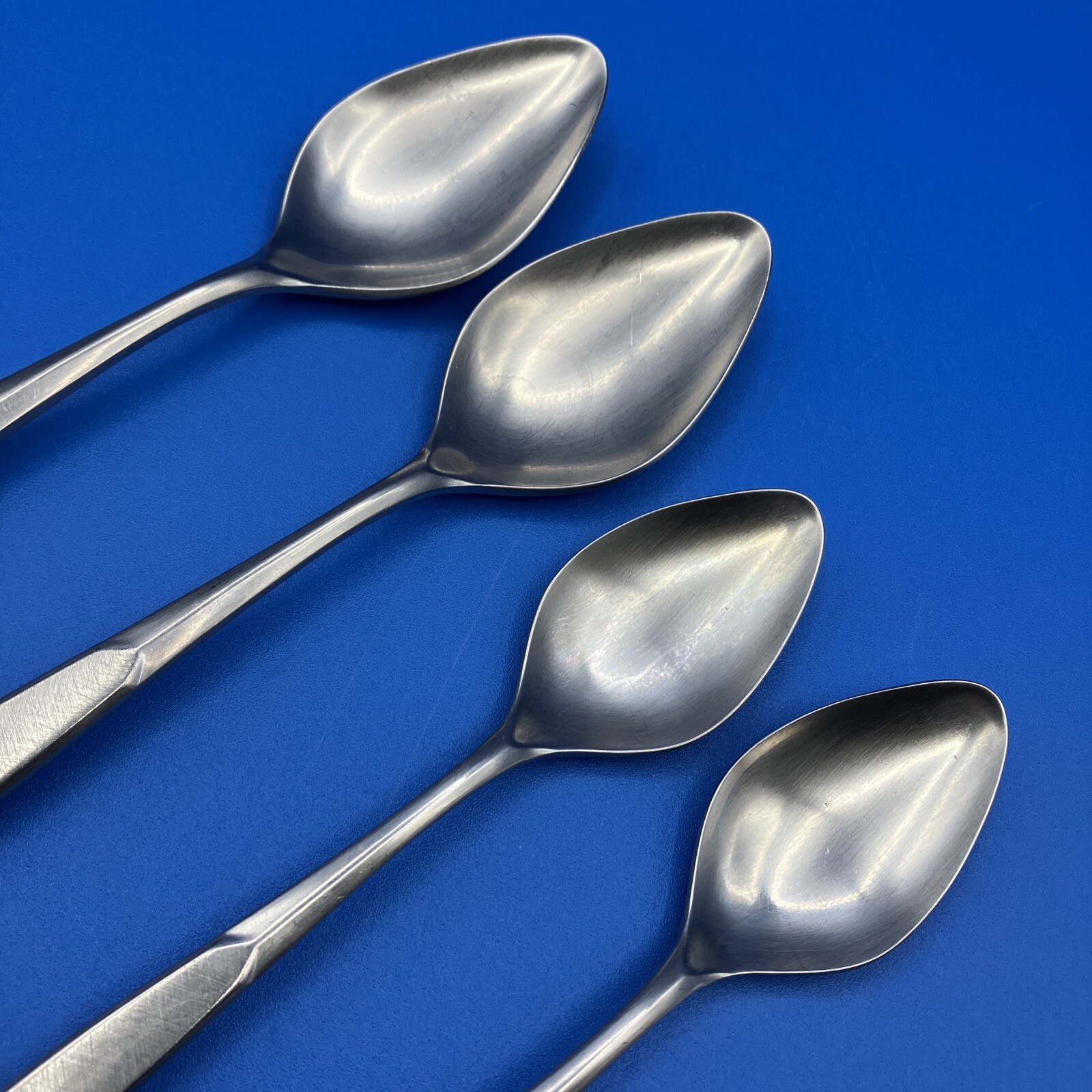 (4)International Deluxe SATURNA Satin Stainless SPOONS Burnished Handle Flatware