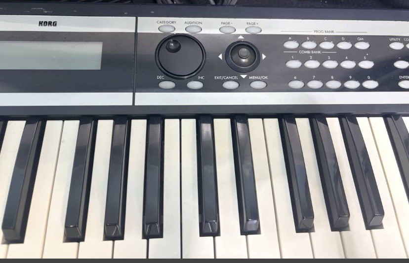 Korg X50 Music Synthesizer Keyboard with Adapter & Soft Case
