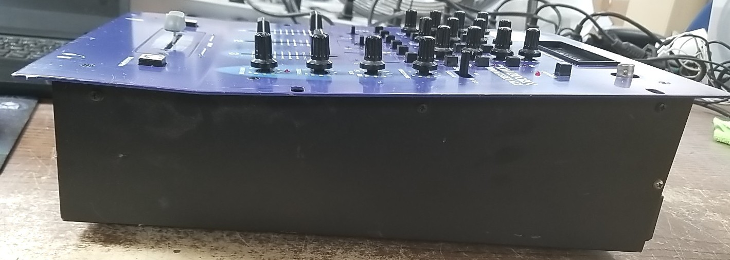 NUMARK DM 2002X Pro Master Mix DJ Mixer 3 Channels. *READ⬇️*