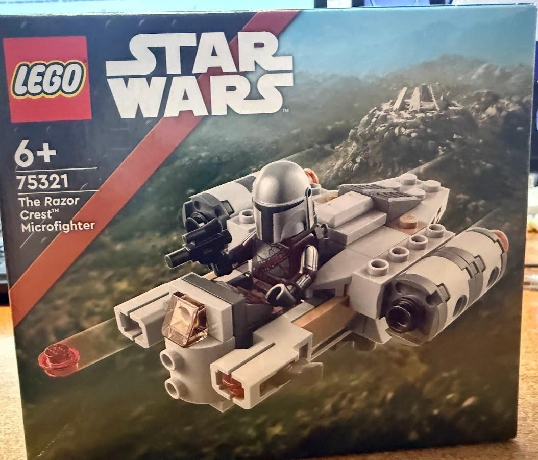LEGO STAR WARS 75321 The Razor Crest Microfighter NISB New & Sealed