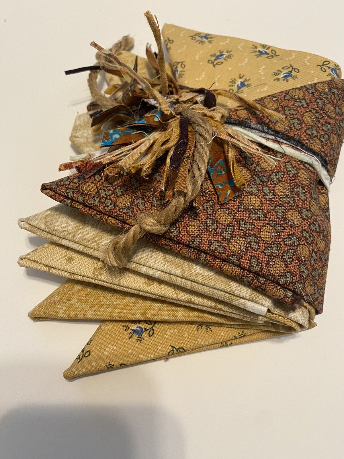 Quality Quilting Fabrics Fall Colors 11 Fat Quarters