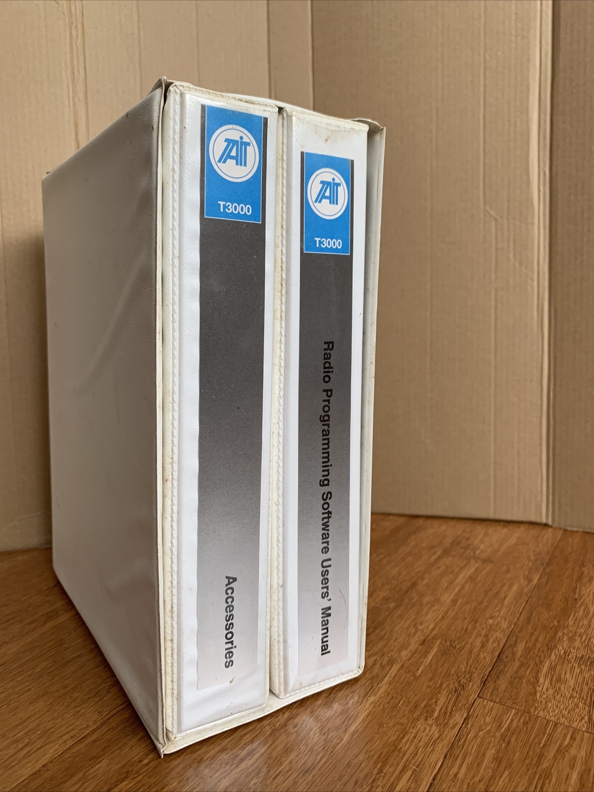 Tait T3000 Programming Cable With Software and Manual