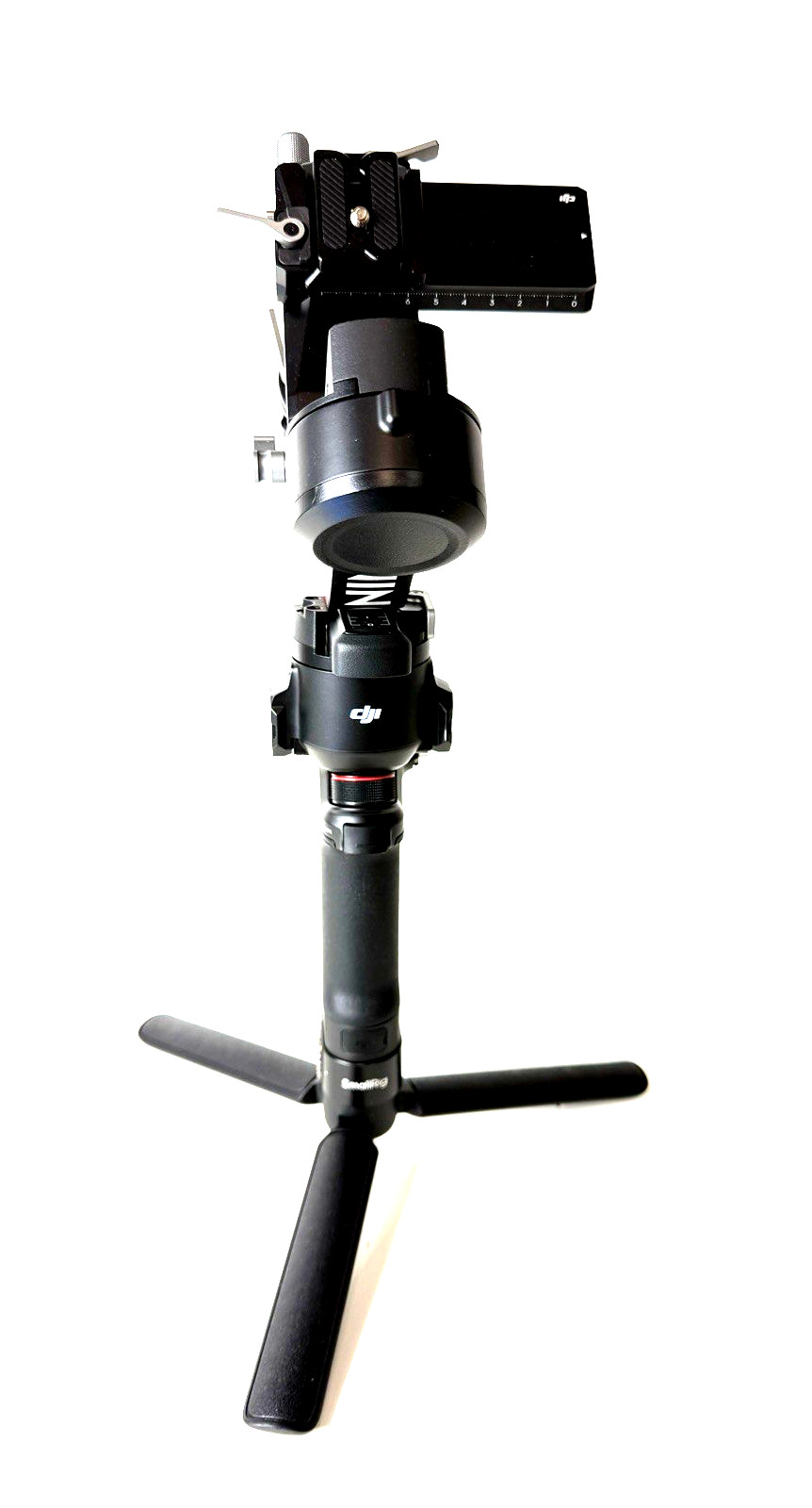 DJI RS 4 Gimbal Stabilizer