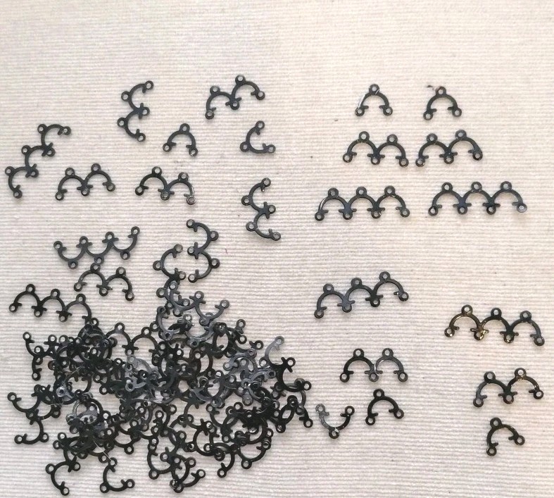 250 Pieces Earring Connectors  For Dangle Chandeliers Black Metal Connectors