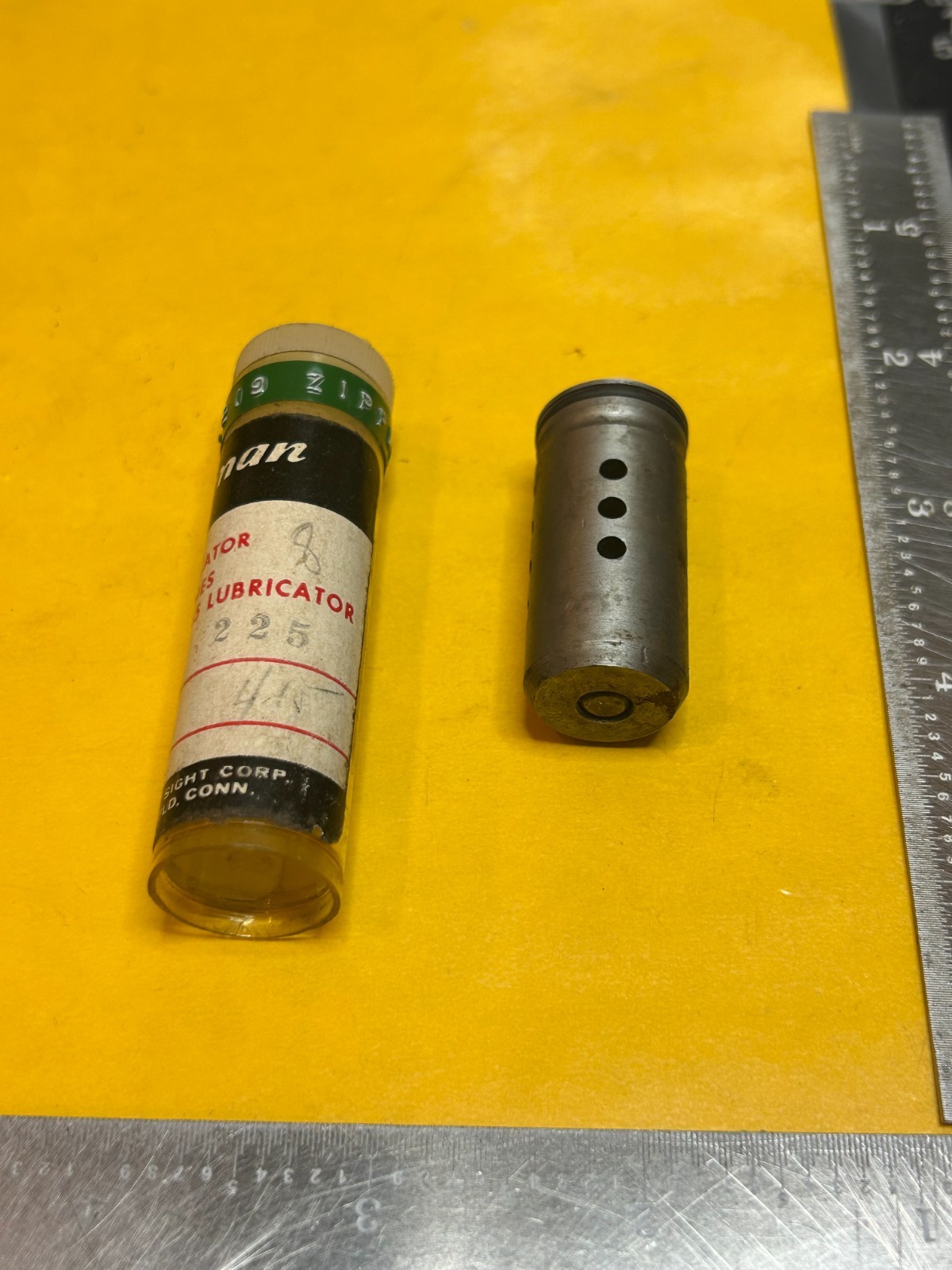 Lyman #225 Lube & Size Die + Case