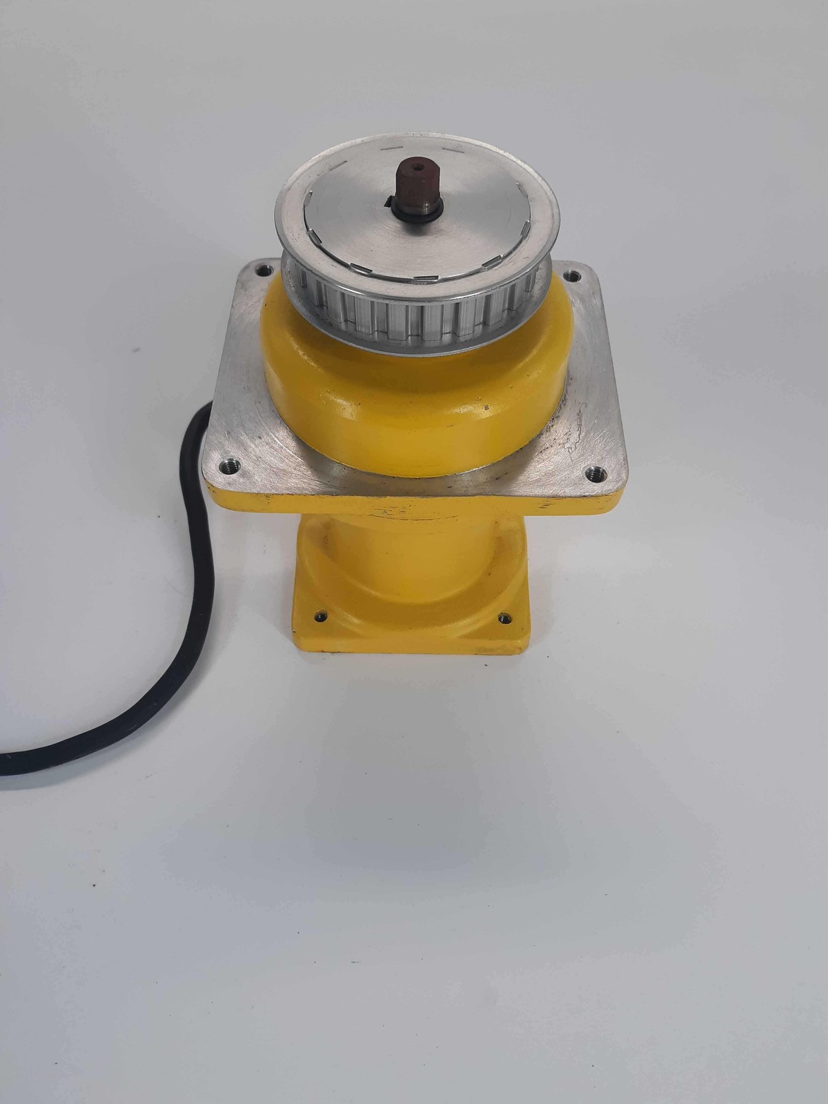 Fanuc 7022-X420 Robot Arm Axis Drive