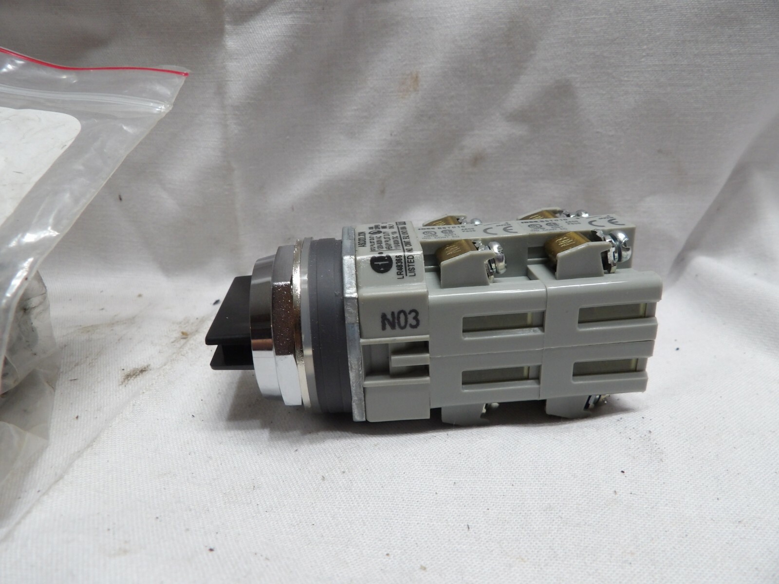 IDEC ASD2L22N Selector