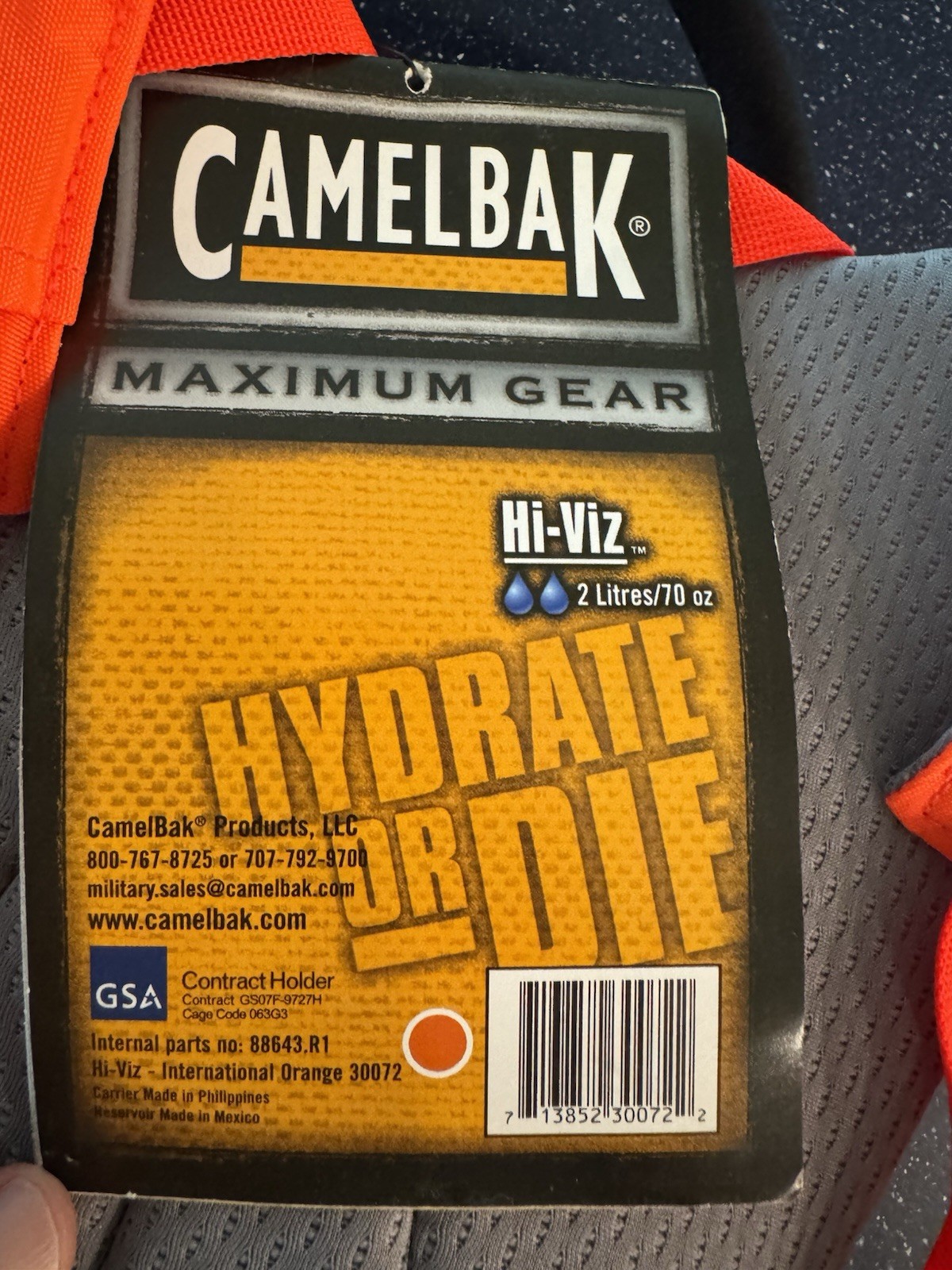 New CamelBak Hi-Viz 2L /70oz Orange Hydration Backpack