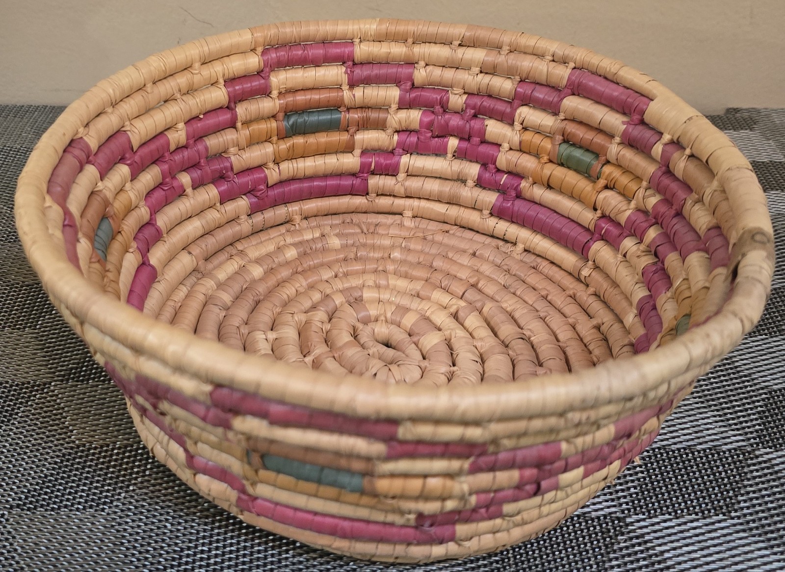 Round Woven Basket 8.75" Top Diameter; 7" Bottom Diameter; 3.25" Depth