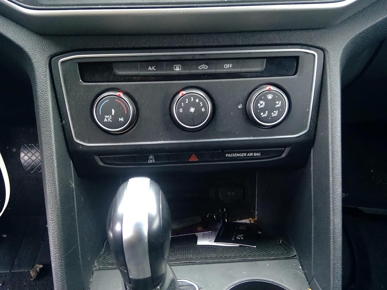 ATLASCS 2021 Glove Box 2102167