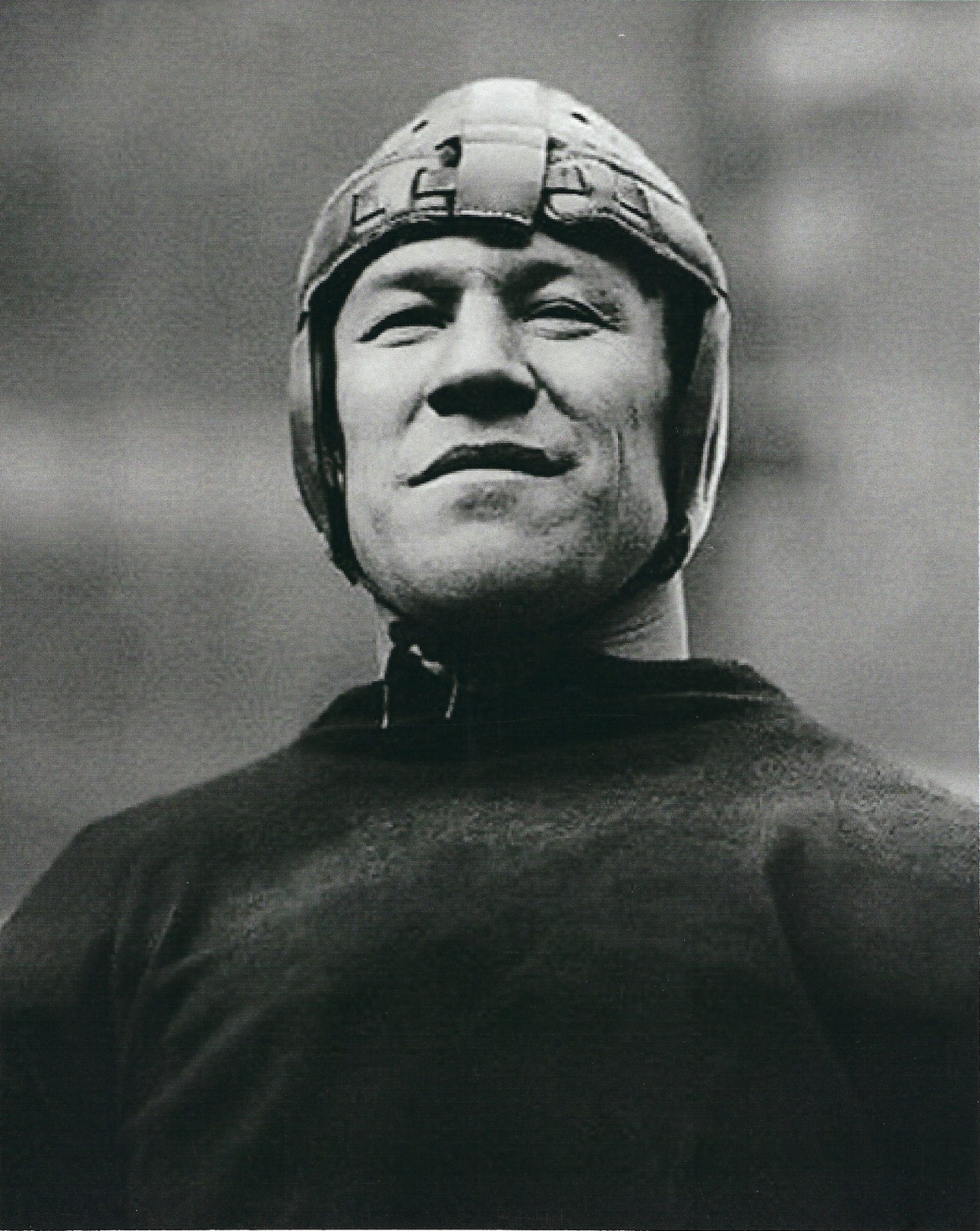 JIM THORPE 8X10 PHOTO CANTON BULLDOGS PICTURE FOOTBALL CLOSE UP