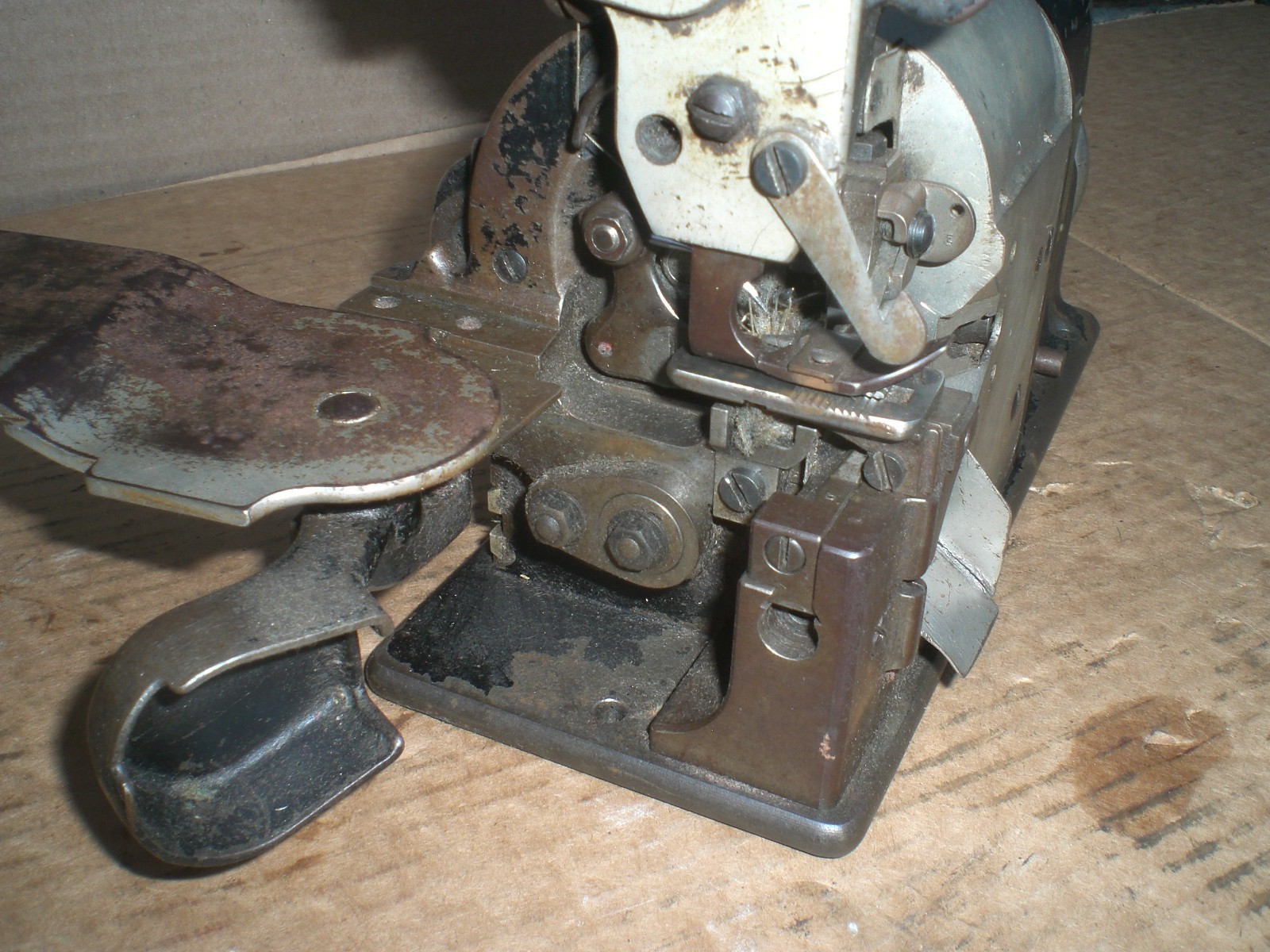Vintage Merrow Sewing Machine Model 60ABB-1
