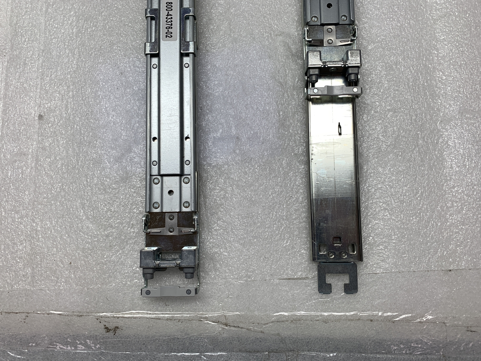 , preview full size image Cisco UCS UCSC-RAILB-M4 Ball Bearing Rail Kit