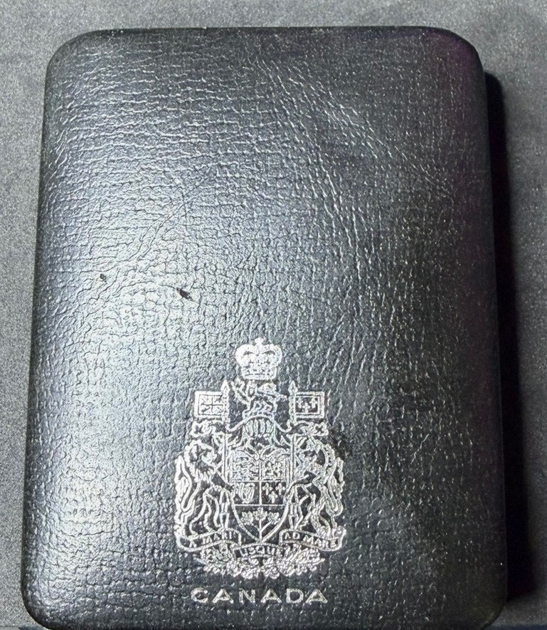 1971 Canada British Columbia Silver Dollar Gorgeous Toning in Original Case CHN