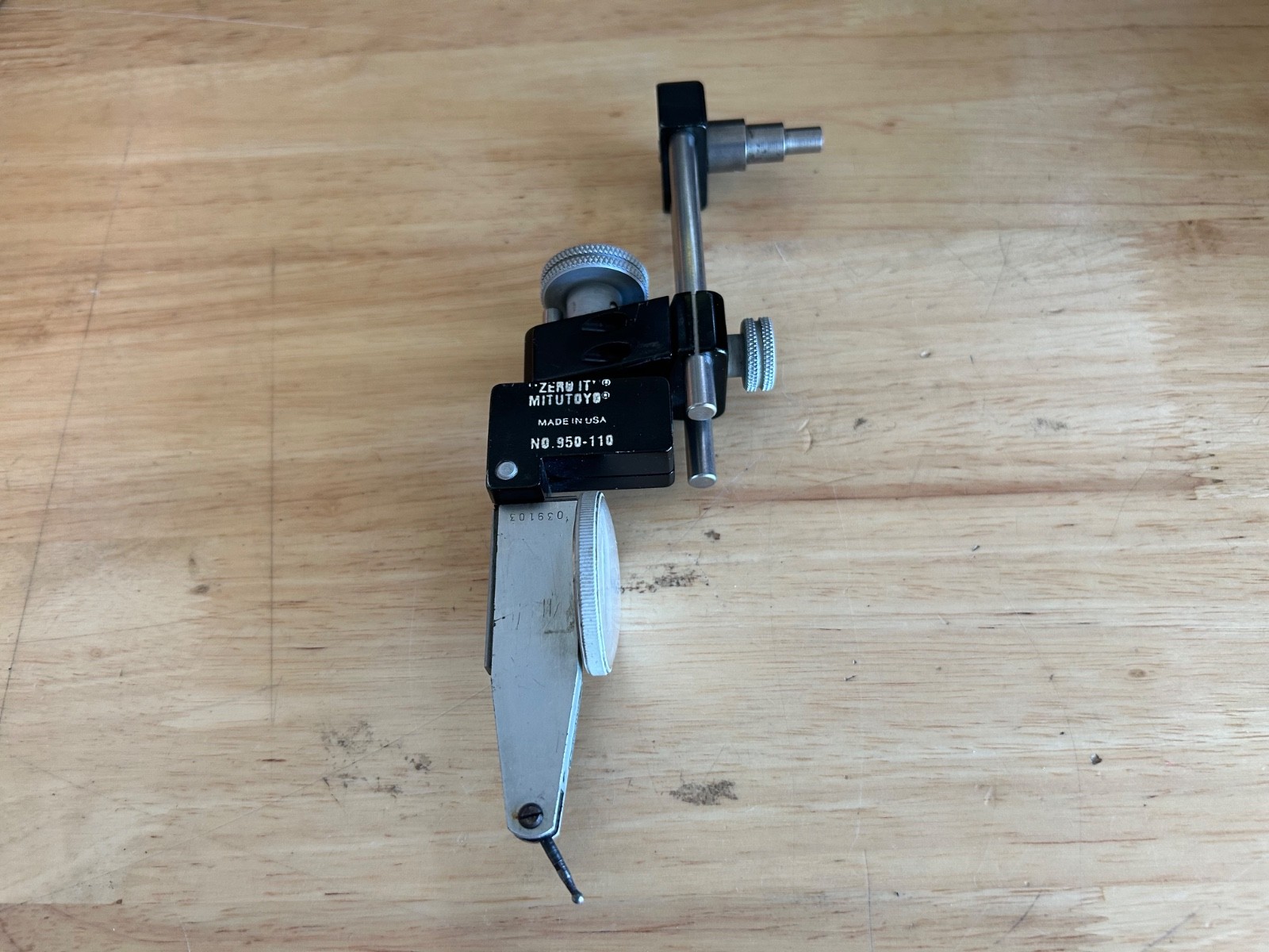 Mitutoyo 950-110 Zero - Center with .0001” Mitutoyo Indicator #513-203.