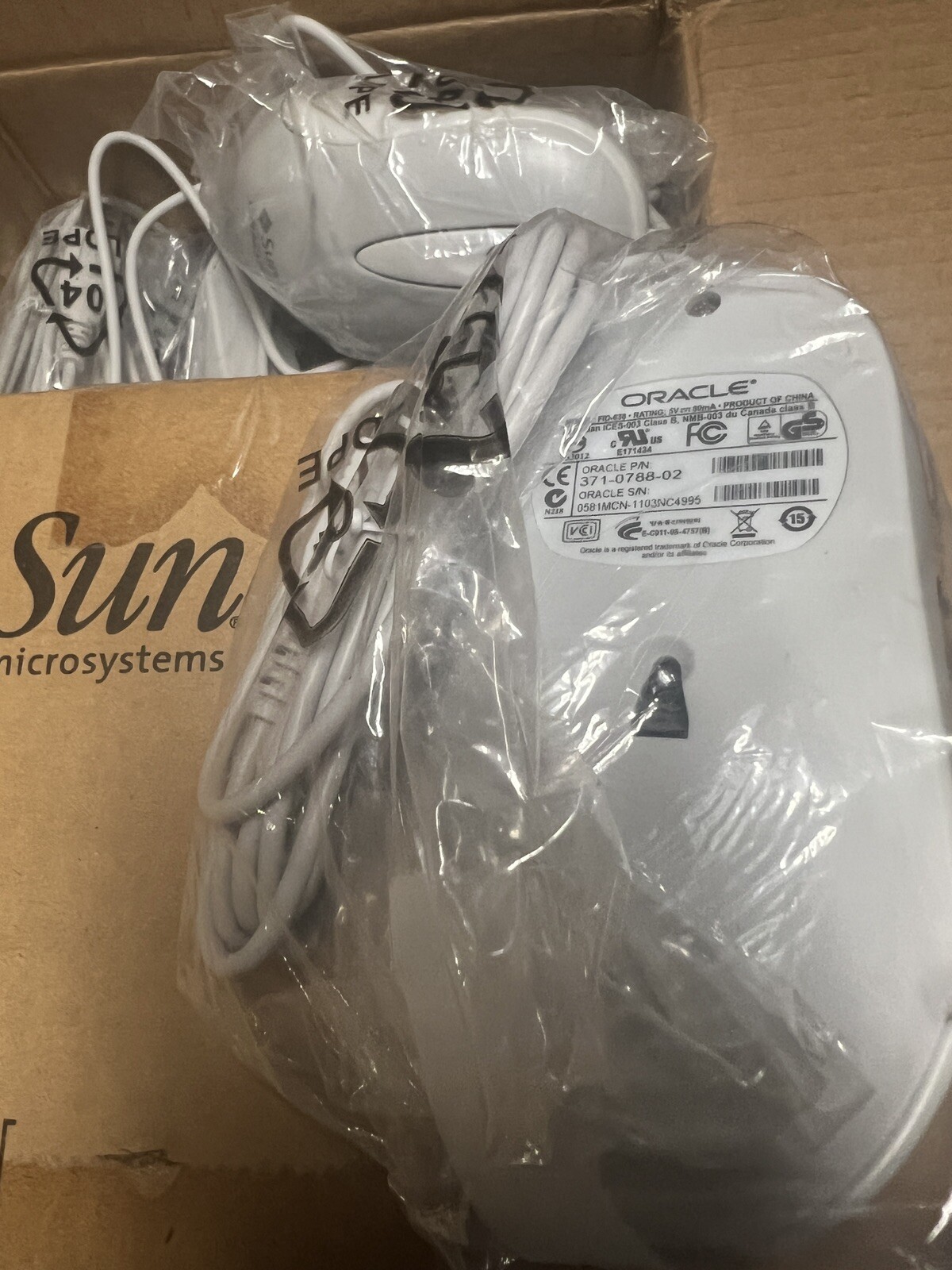 Sun Microsystems Oracle 371-0788 Type-7 USB 3 Button Optical Mouse New