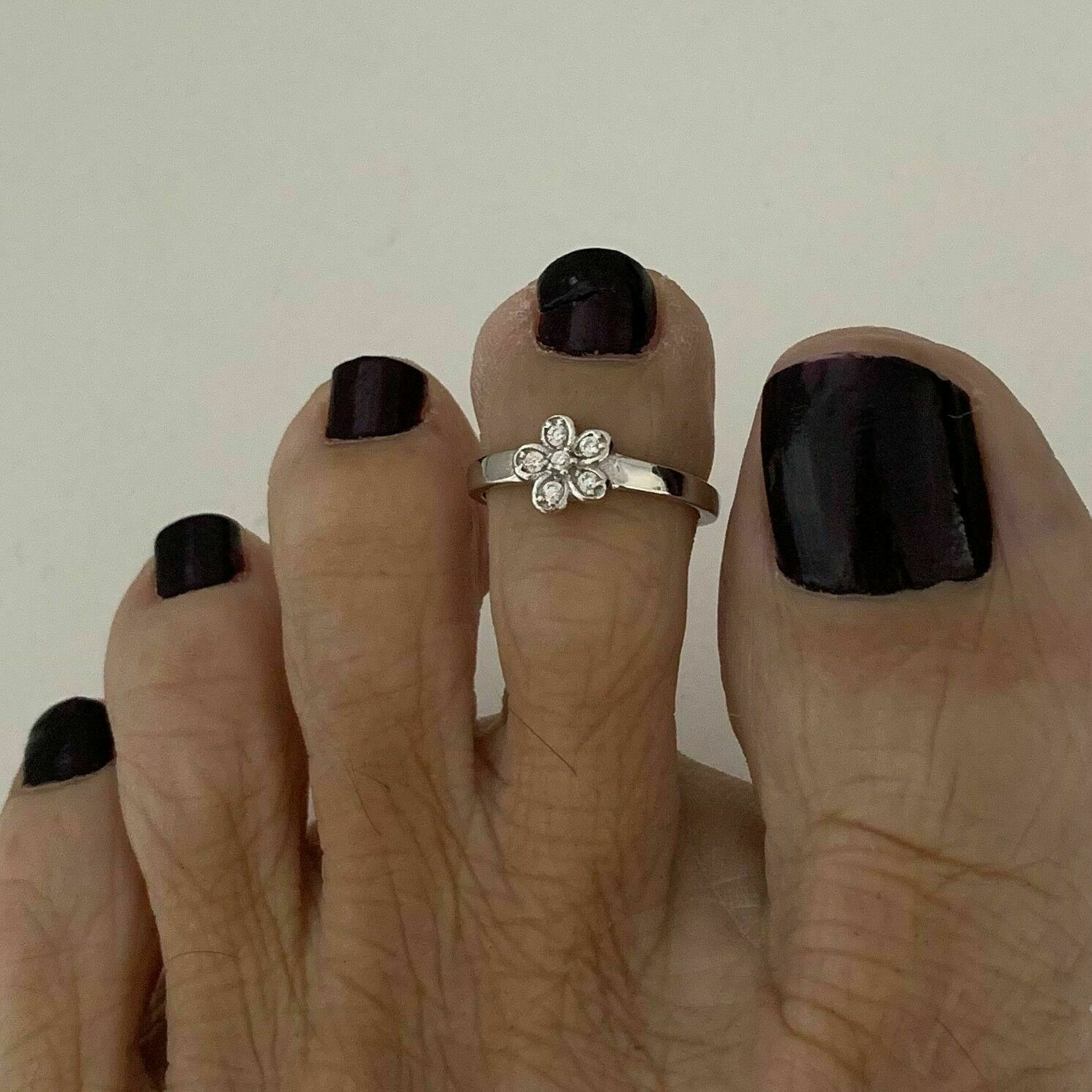 Flower Adjustable Women's Toe Ring 0.15 Ct Round Cut Diamond 14K White Plated