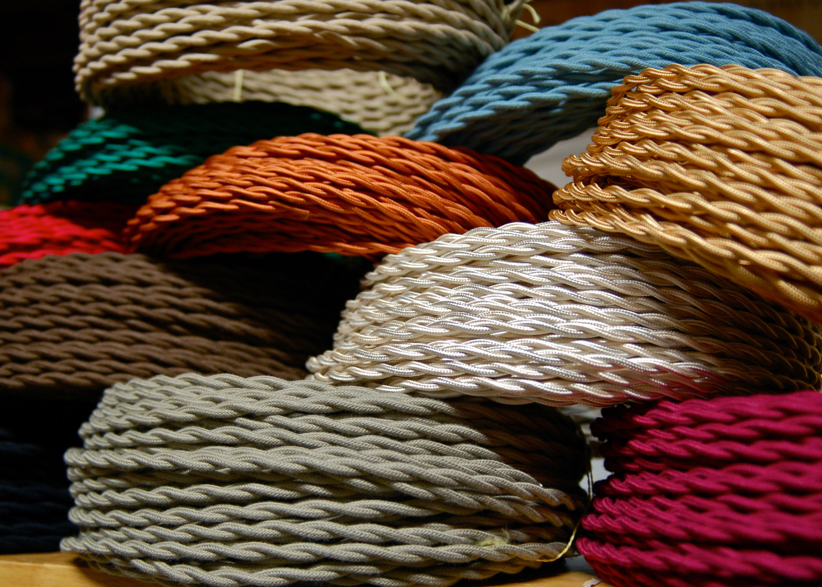 25' Rayon Cloth Covered Twisted Electrical Wire - Vintage Lamp Cord Antique Fans