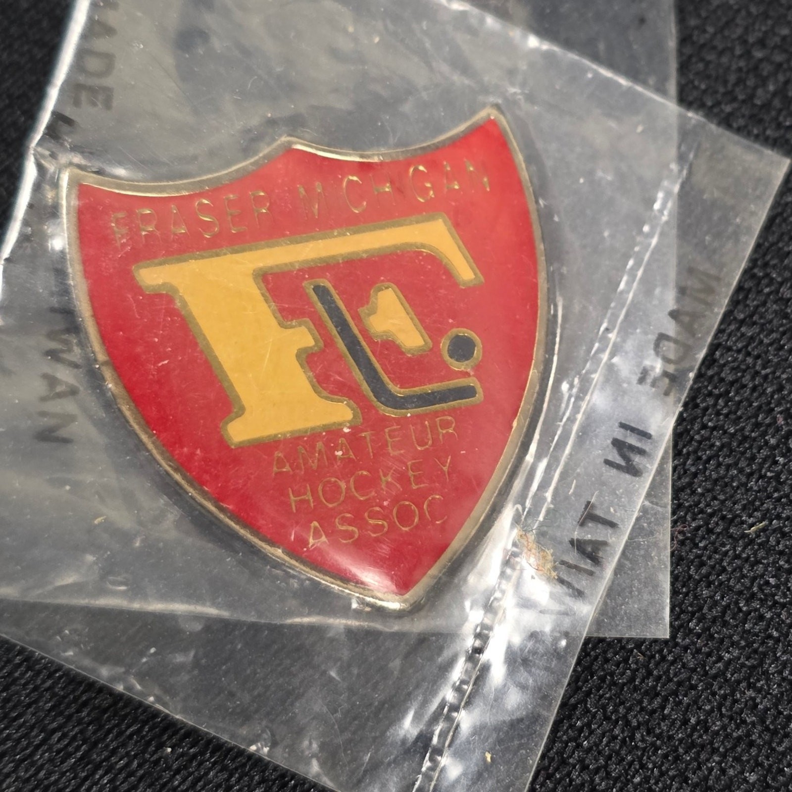 Fraser Michigan F.C. Amateur Hockey Assoc Pin Lapel Pin Souvenir