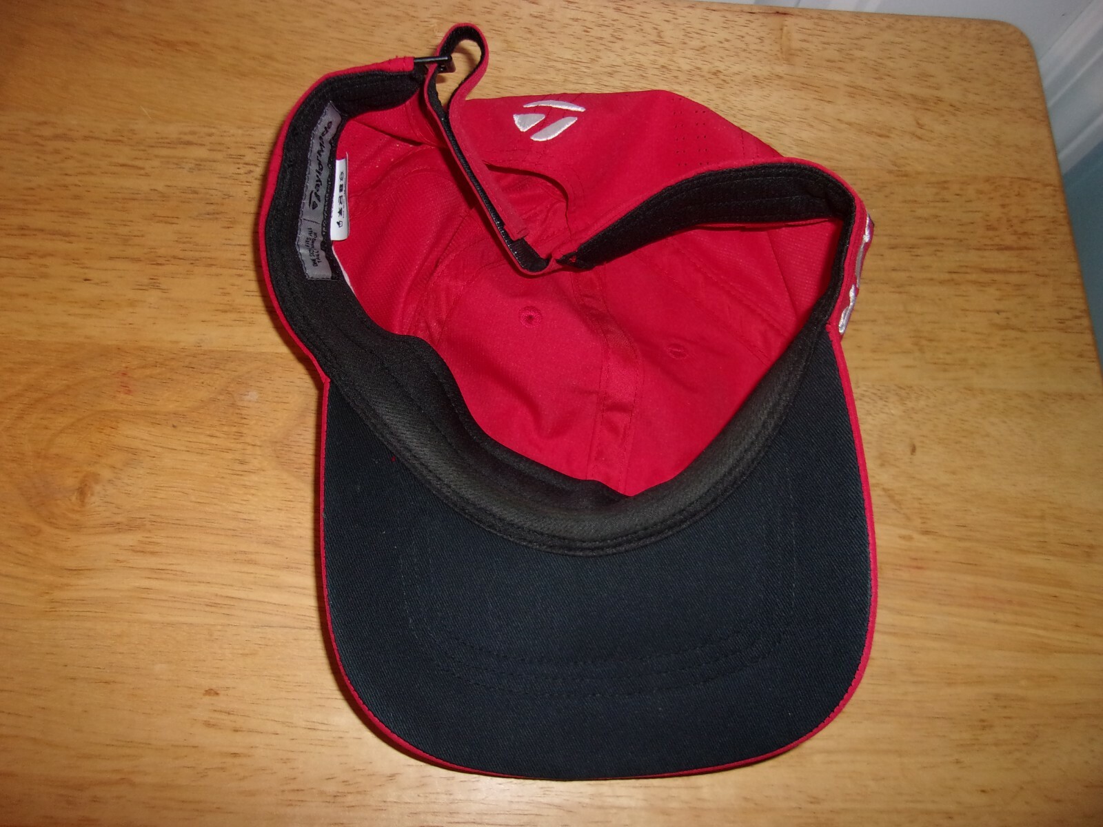 TaylorMade Golf Hat Cap Free Shipping!