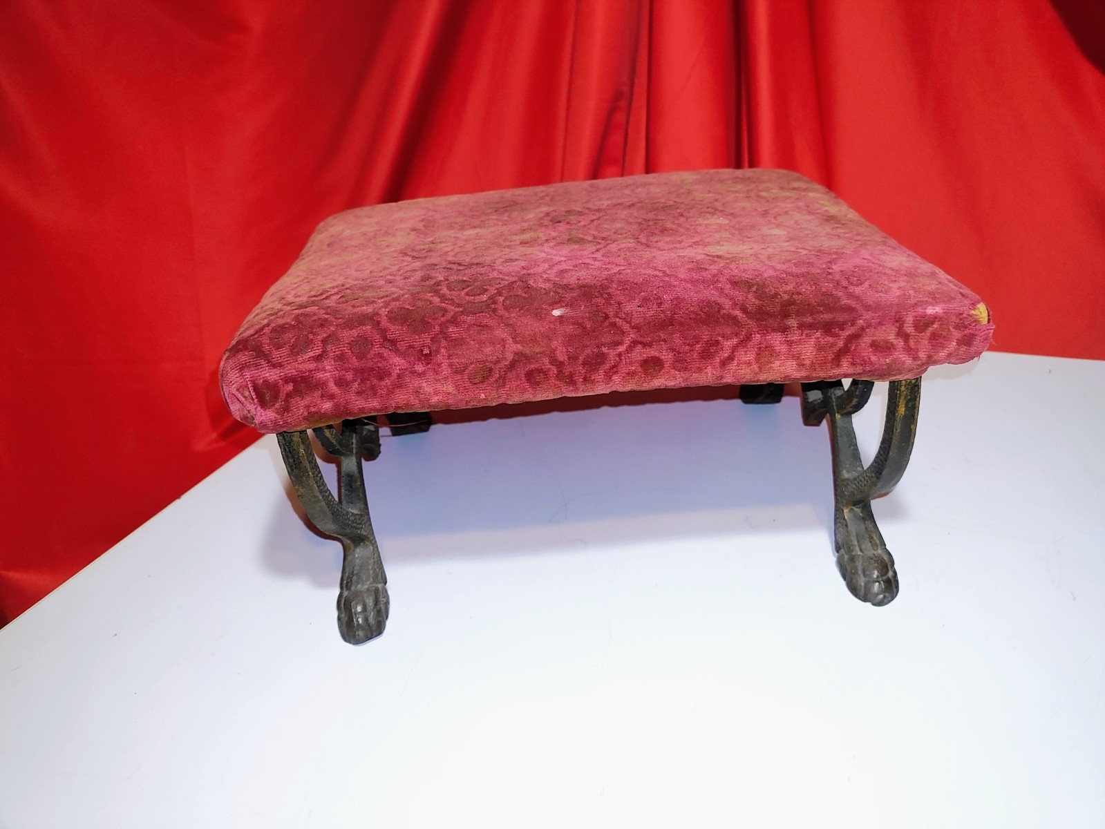 Antique Footstool Ottoman Ornate Cast Iron Base Victorian Deco Nice .