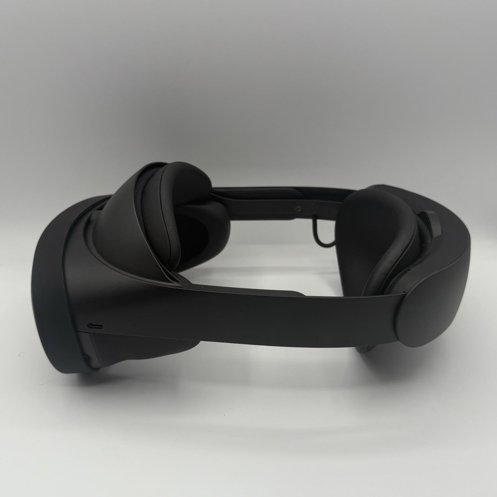 Meta Quest Pro 256GB Headset - Includes Charger & Accessories - No Controllers