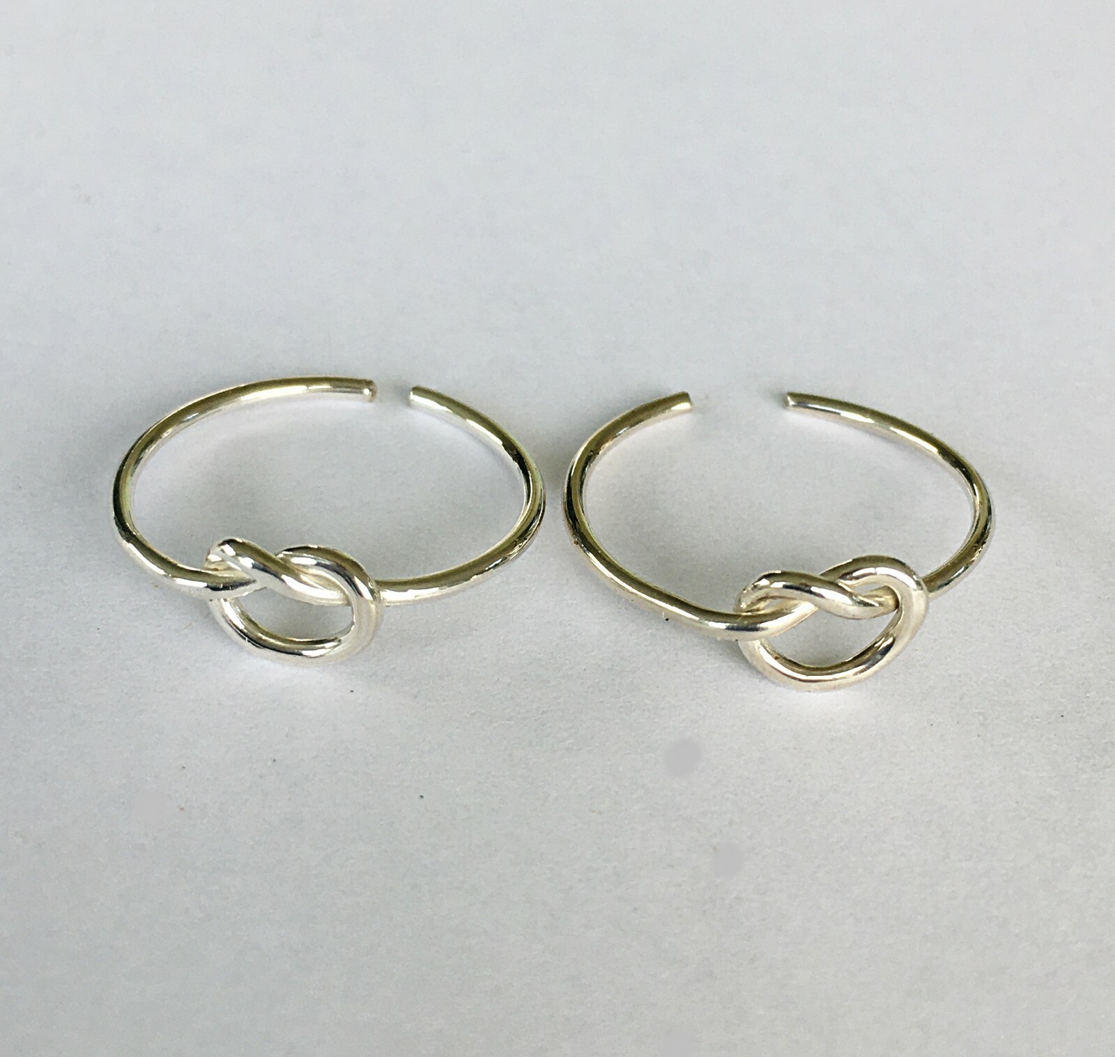 Sterling Silver 6mm 2 pack thin wire Love knot adjust size 3-5 toe rings/rings