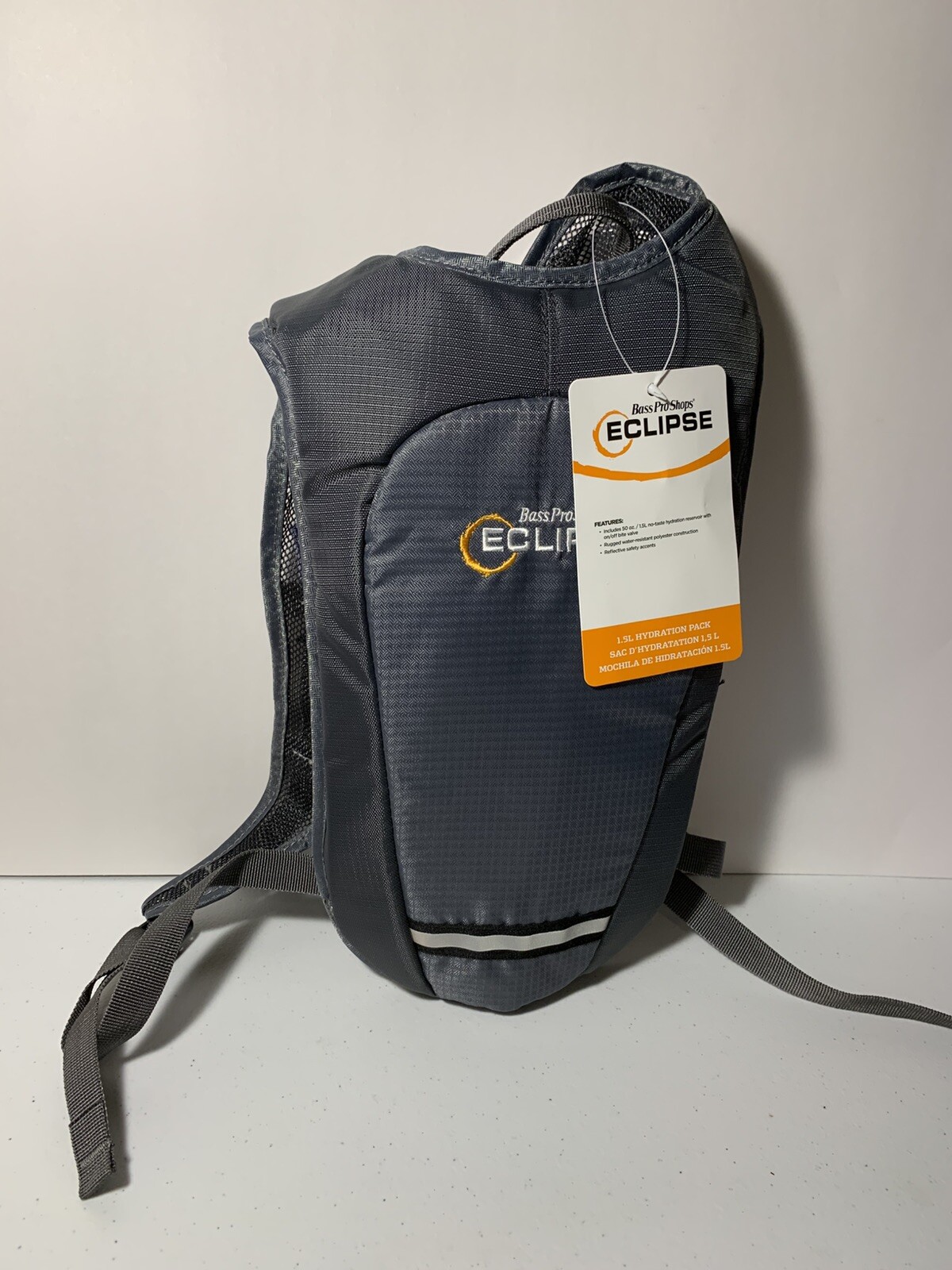 NEW Hydration Pack Bass Pro Shops Eclipse 1.5L/50-oz. Gray
