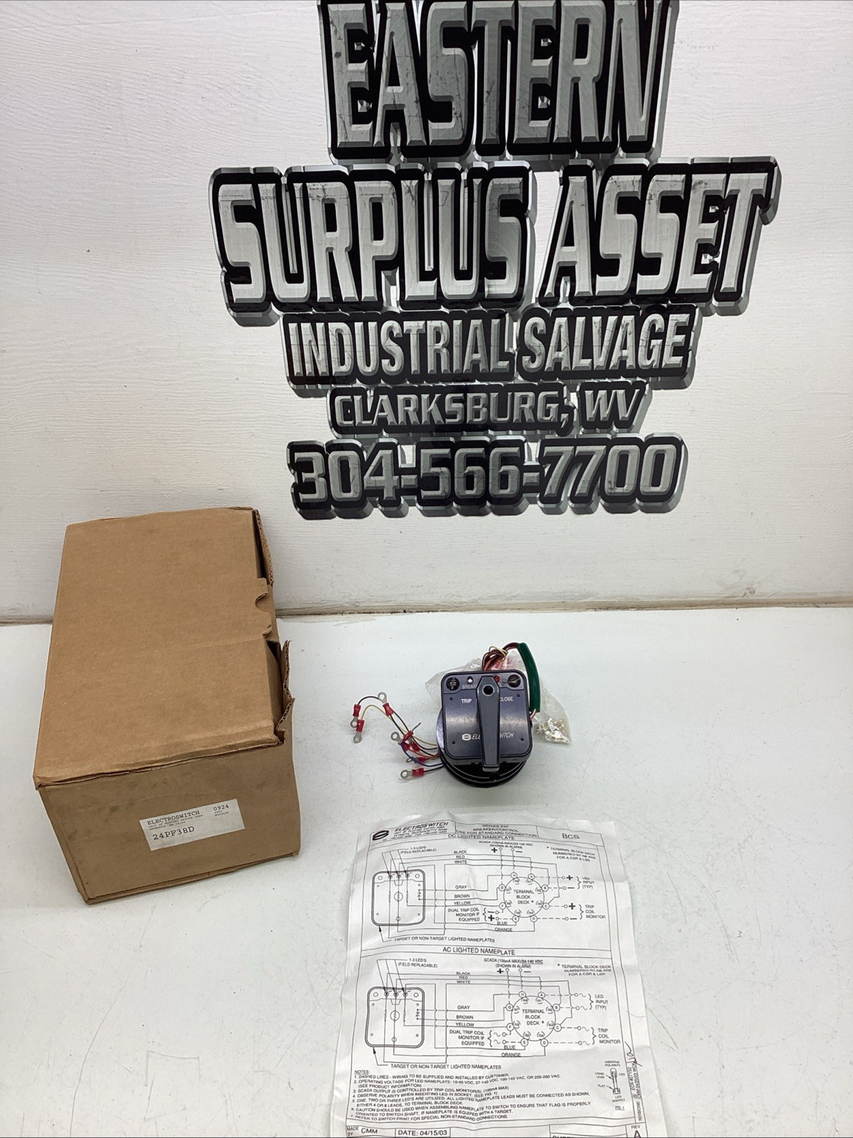 Electro switch Breaker Control 24PF38D NIB