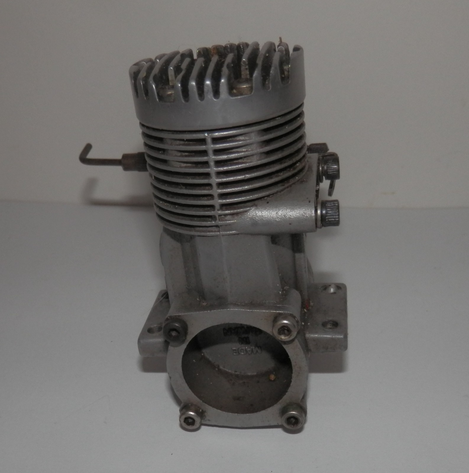 Royal 40 R/C Plane Engine - GOOD COMPRESSION / GOOD CARB