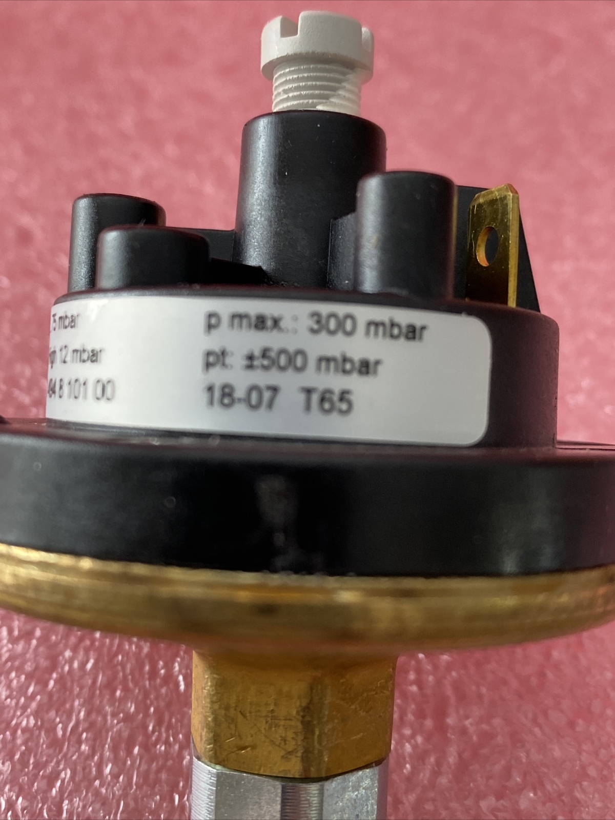 Huba Control Pressure Switch 625.9994