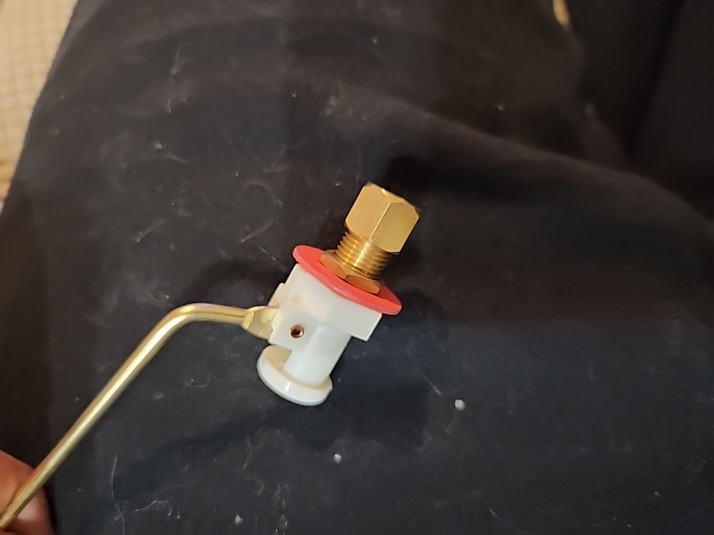 1/4" Evaporative/Swamp Cooler Float Valve