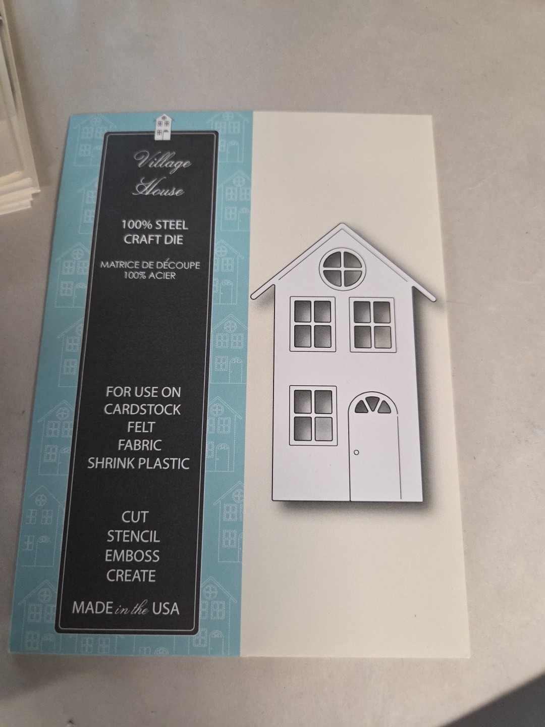 memory box die Village House