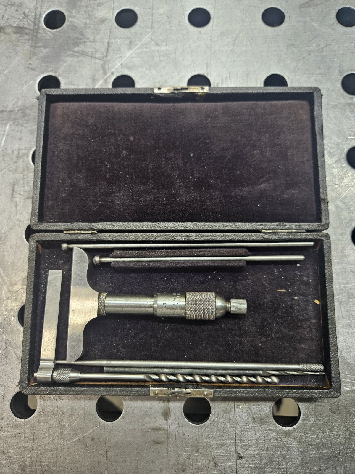 Millers Falls Depth Micrometer 0.001" Mechanical with Case, Precision Tool