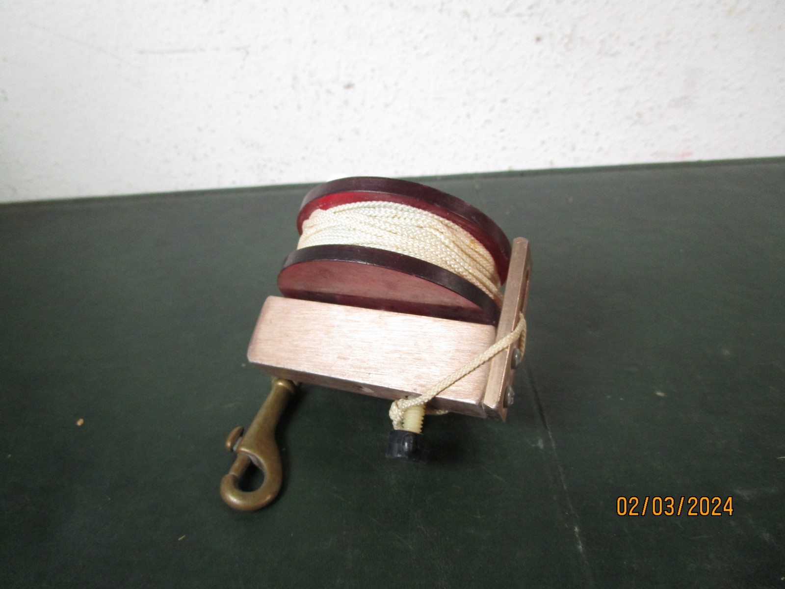 Scuba Diving 3" Safety Reel Red