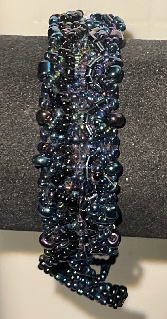 Hand Crafted Blue Micro Beaded 7" Bracelet JH-3