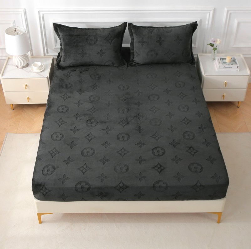 Milk Velvet Fitted Sheet, Cozycloud Thickened Milk Velvet Bedsheet 3-Piece Set