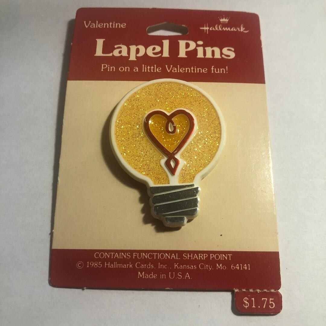 New Vintage Hallmark Valentine Lapel Pin Light Of My Life W/ Heart 1985 Brooch