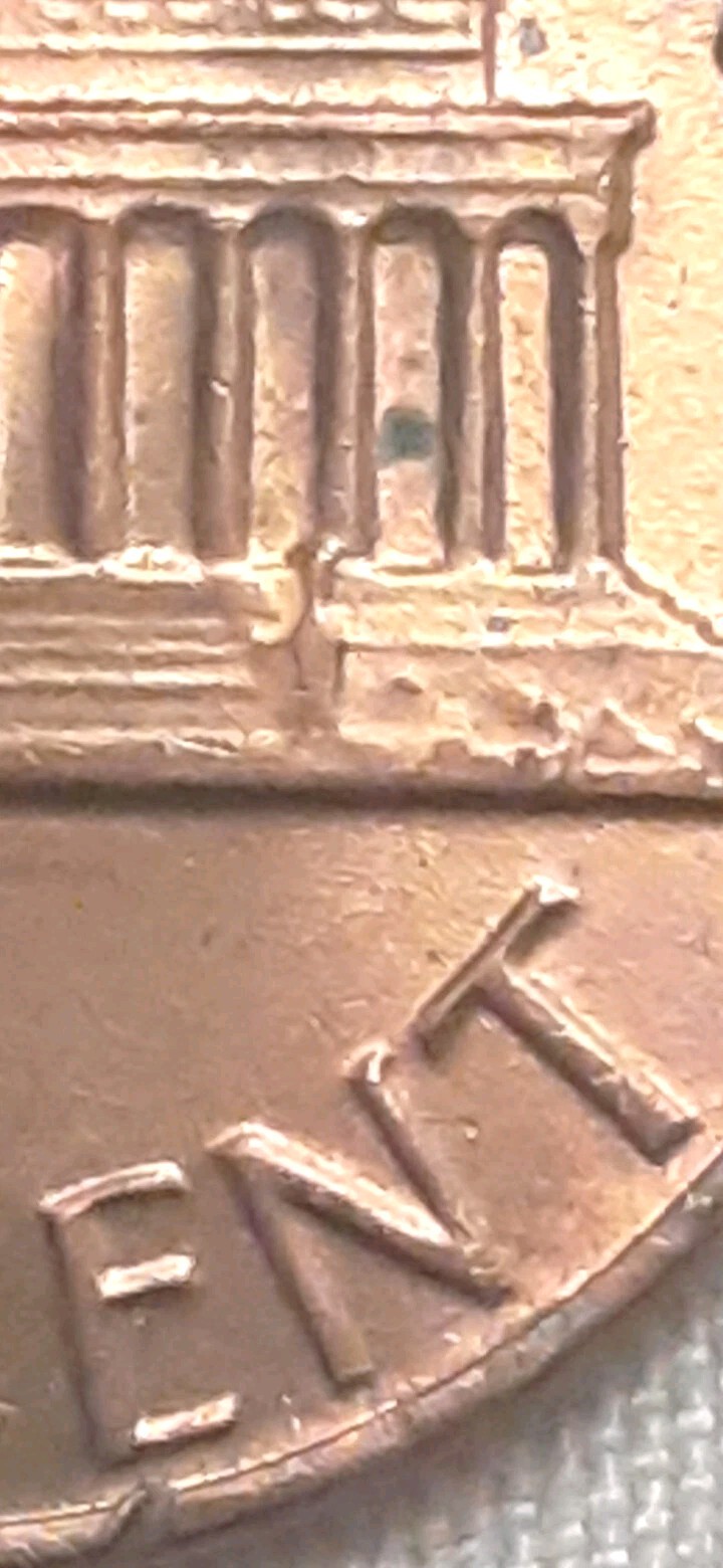 1982 Lincoln Cent Large Date DDO Off Centered Strike BU Red Error Coin