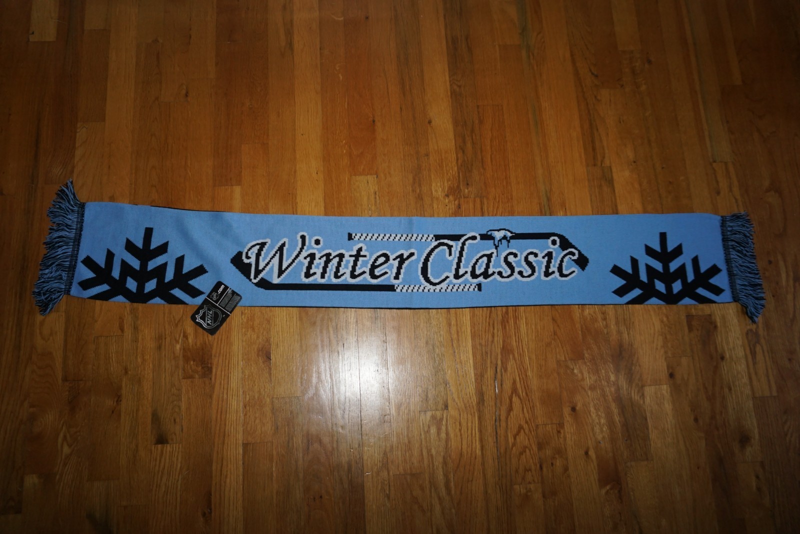 Reebok NHL 2011 Winter Classic Pittsburgh Scarf