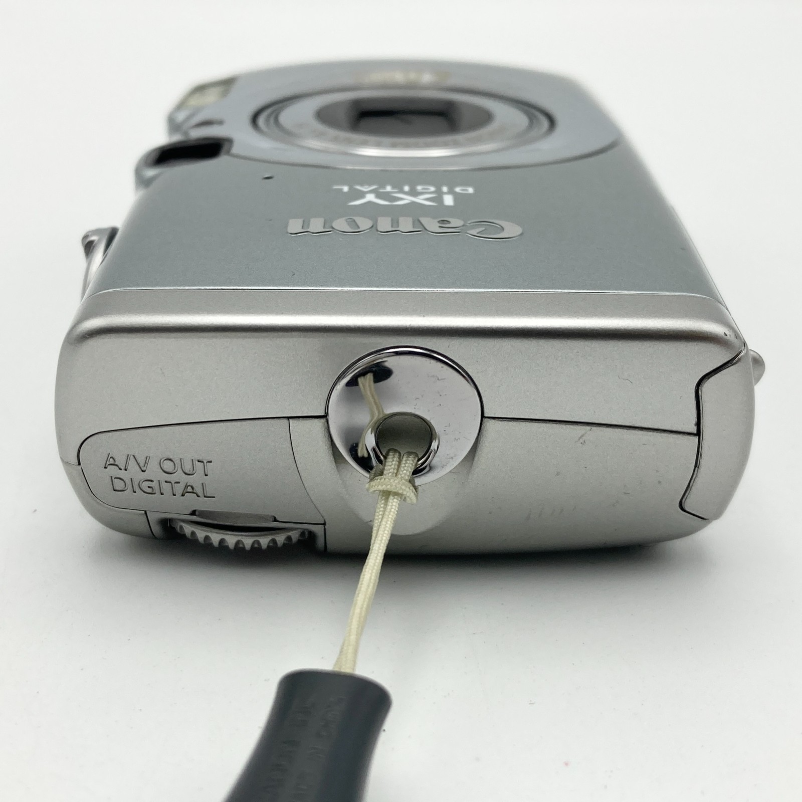 Canon IXY DIGITAL 800 IS PC1176 Digital Camera Silver