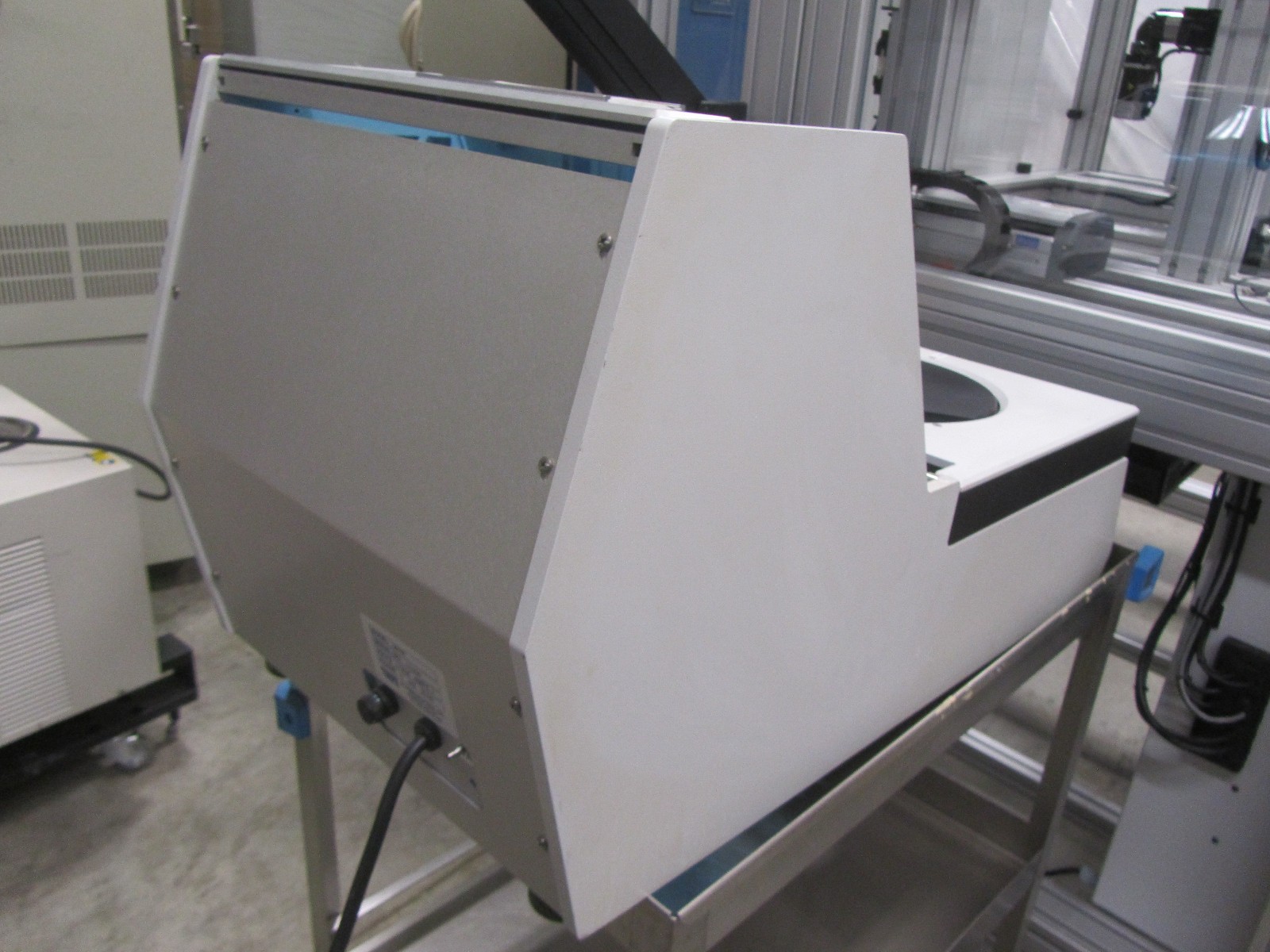Ultron Systems UH108 Wafer Film Applicator Backlapping USI
