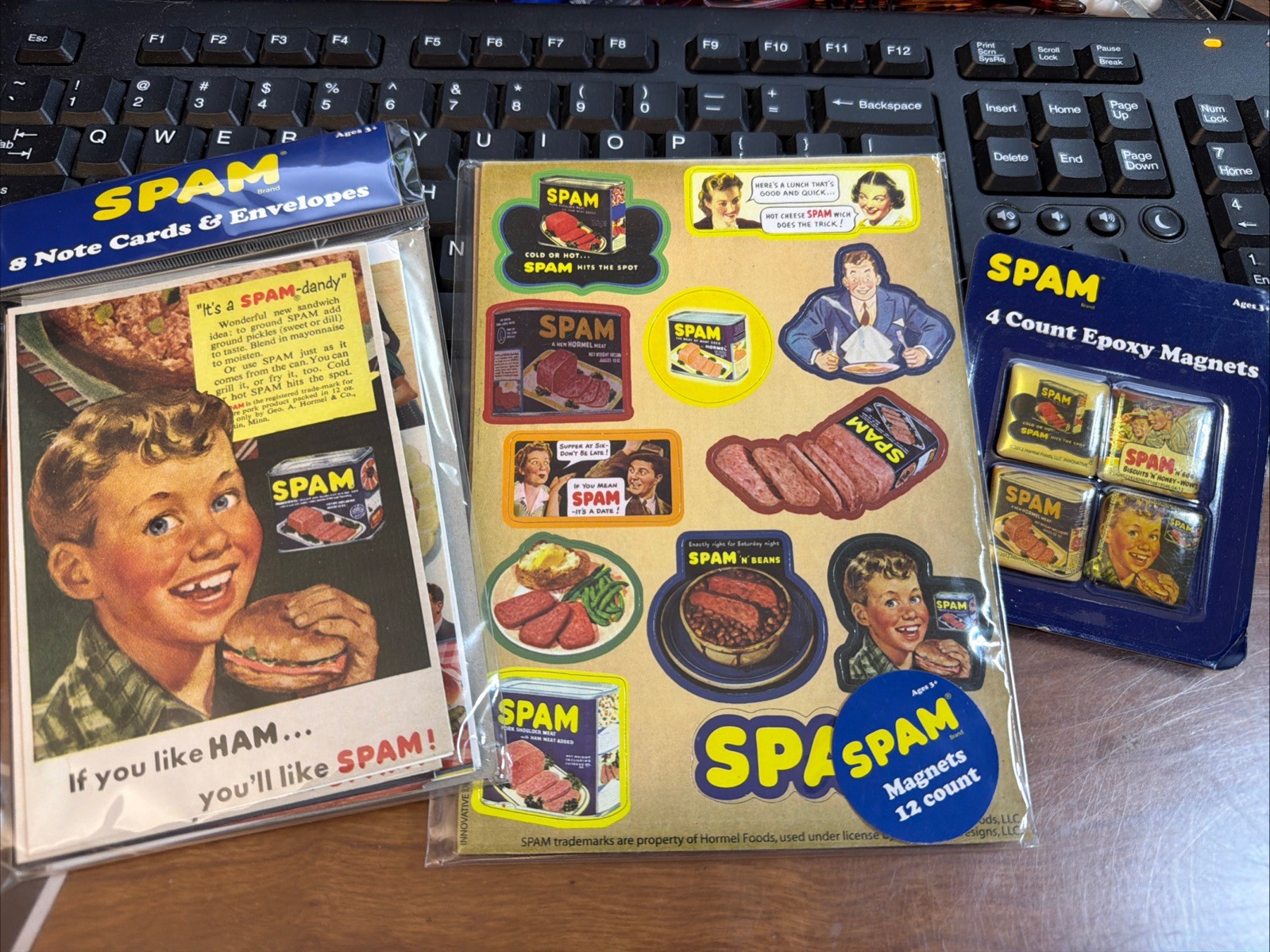 SPAM Note Cards & Envelopes Package of 8 Vintage 2012 Old Stock & Magnets