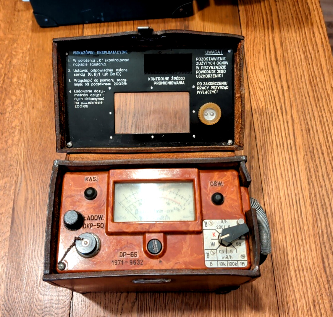 Vintage Cold War Polish Geiger Counter Dedector DP-66