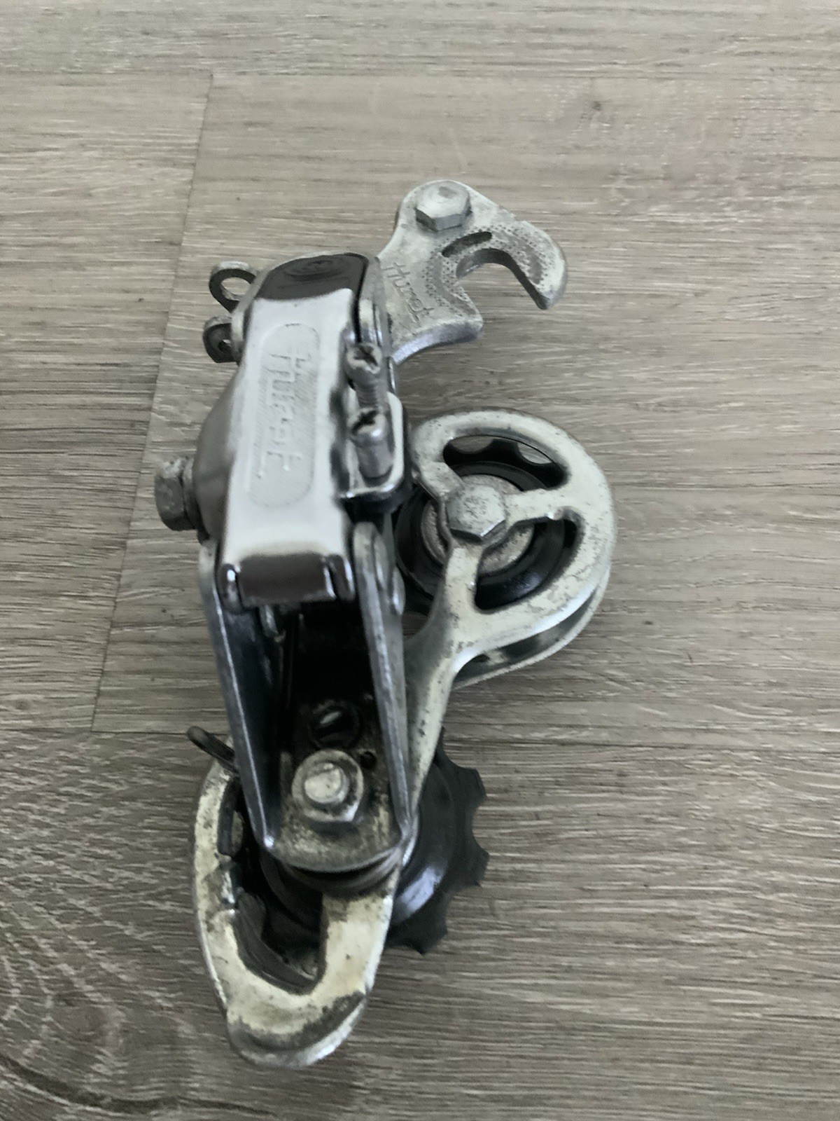 HURET REAR DERAILLEUR SHORT CAGE WITH HANGER