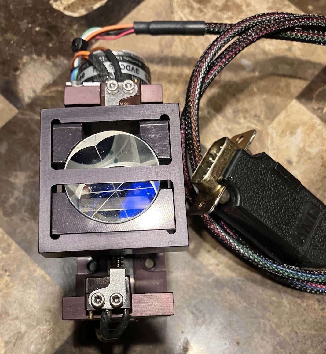 Servo Motor Actuated Laser Retro-Reflector DB9 Amp 3V Stepper